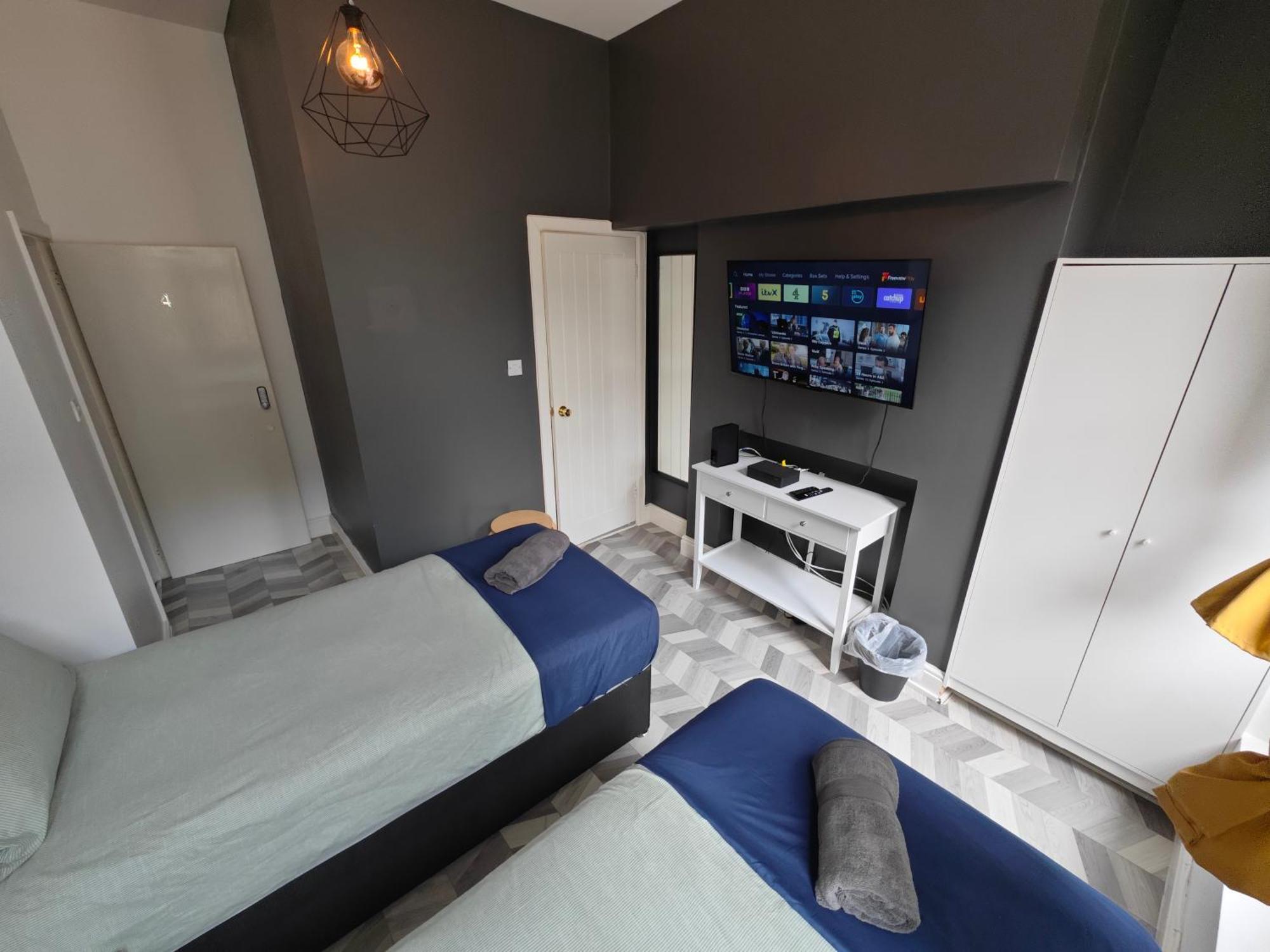 2 Bedroom 2 Bathroom Apartment In Old St - Shoreditch - Zone 1 Лондон Екстер'єр фото